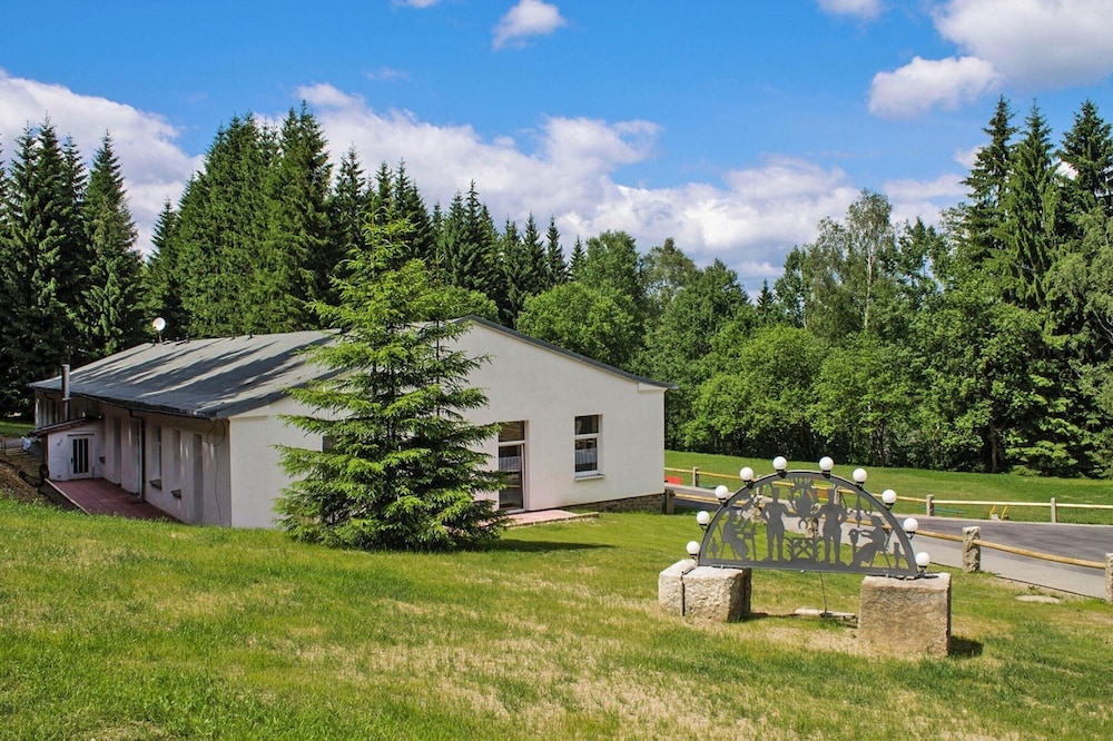 Appartements mit Aussenpool und Sauna, Breitenbrunn