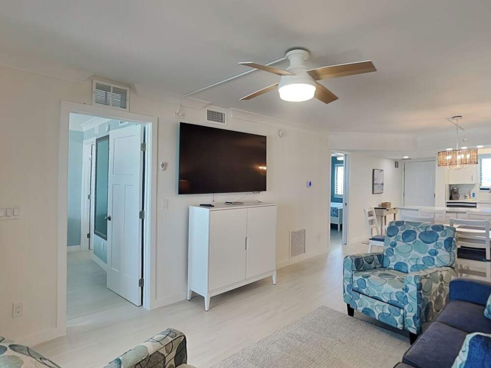 Seaside 1 by Distinctive Beach Rentals