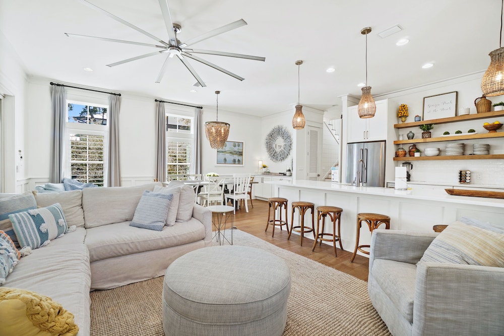 Magnolia Cottages by the Sea by Panhandle Getaways
