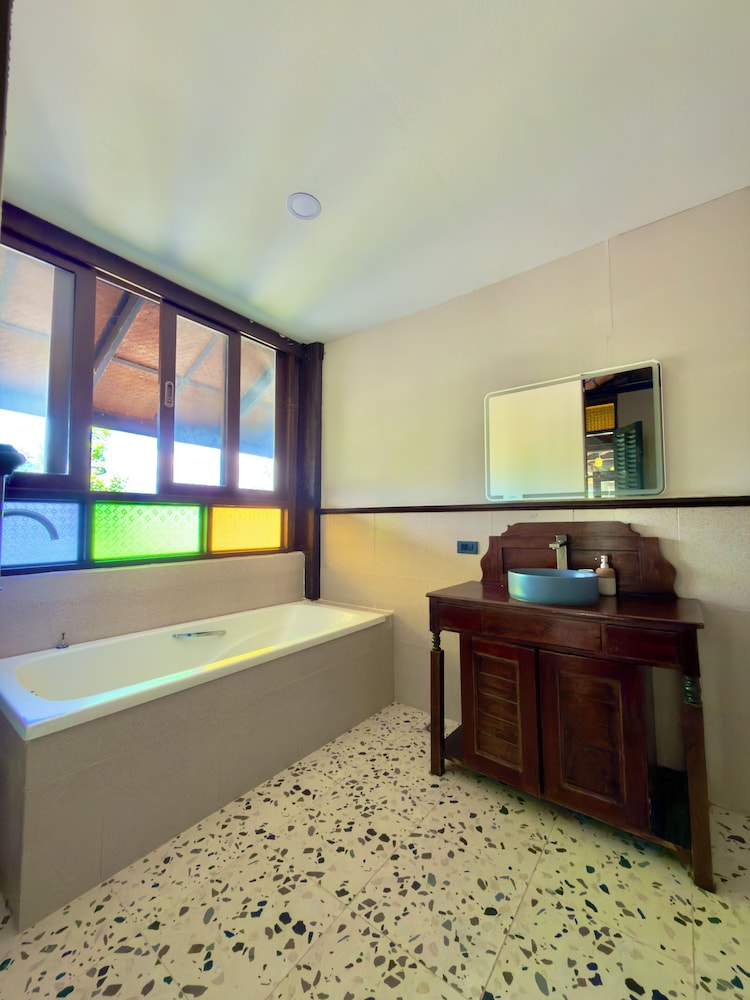 Dalasone Pool Villas