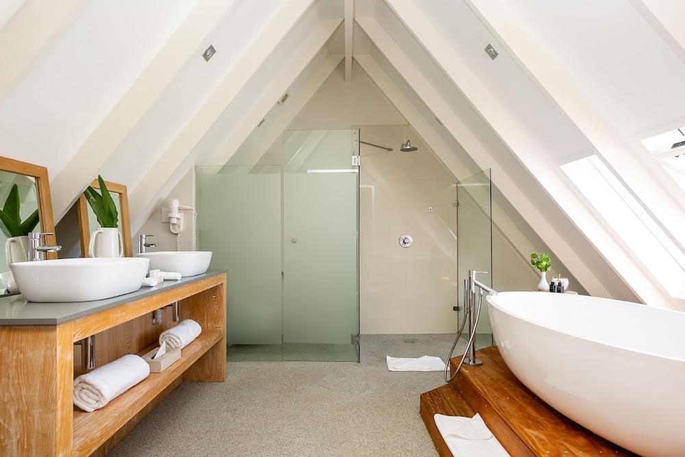 Hermanus Vacations - Harbour House Hotel - Property Image 5