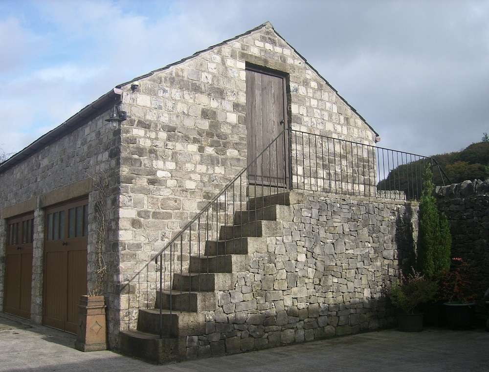 Courtyard Cottage