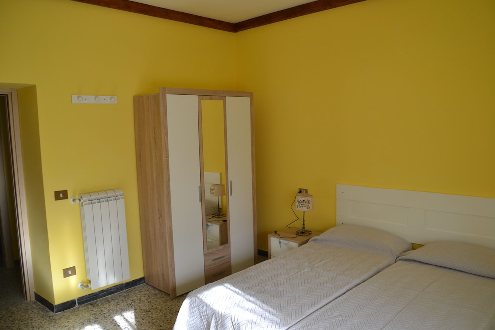 A1-GIRASOLE BED AND BREAKFAST view 3