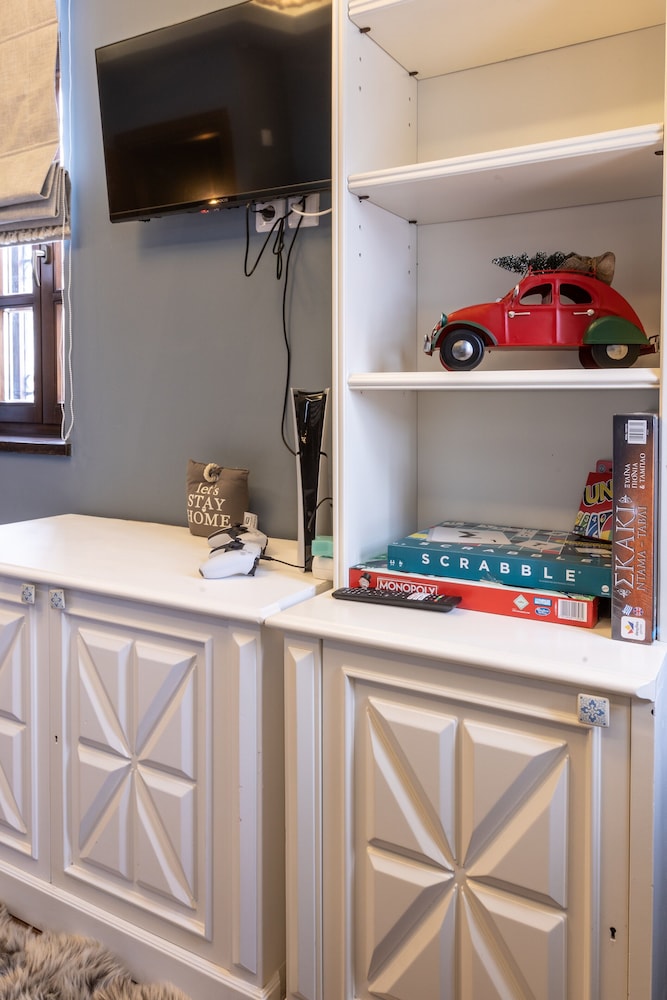 Rock Dandy La Maison De L’Ours | Top Fireplace Retreat