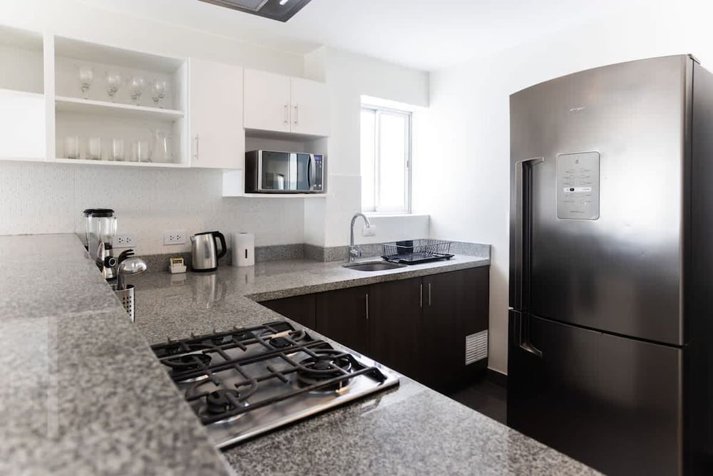 w Great 3BR Duplex With Terrace in Miraflores
