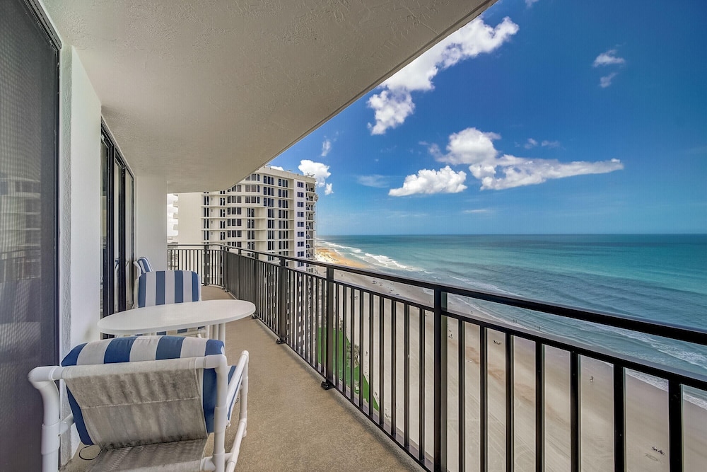 Sherwin Condominium 1801