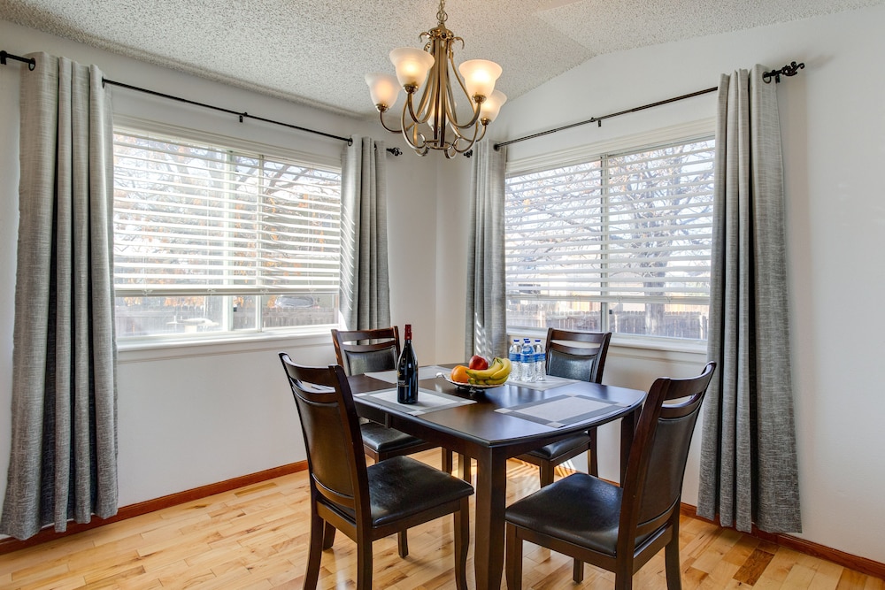 Patio, Grill, Yard: Pet-friendly Denver Home!
