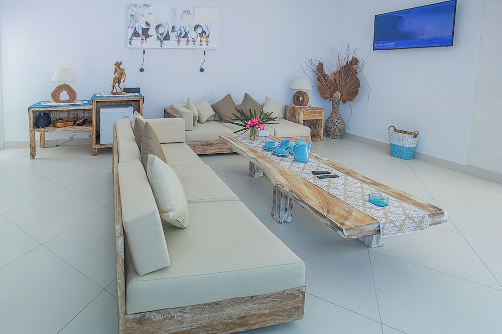 Island Style Retreat