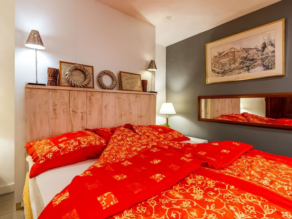 Oud-rekem Heritage Hideaway view 5