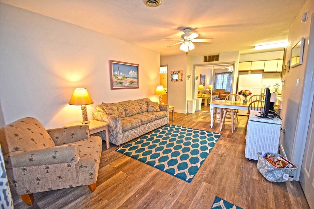 Club Ocean Villas 58 2 Br condo by RedAwning