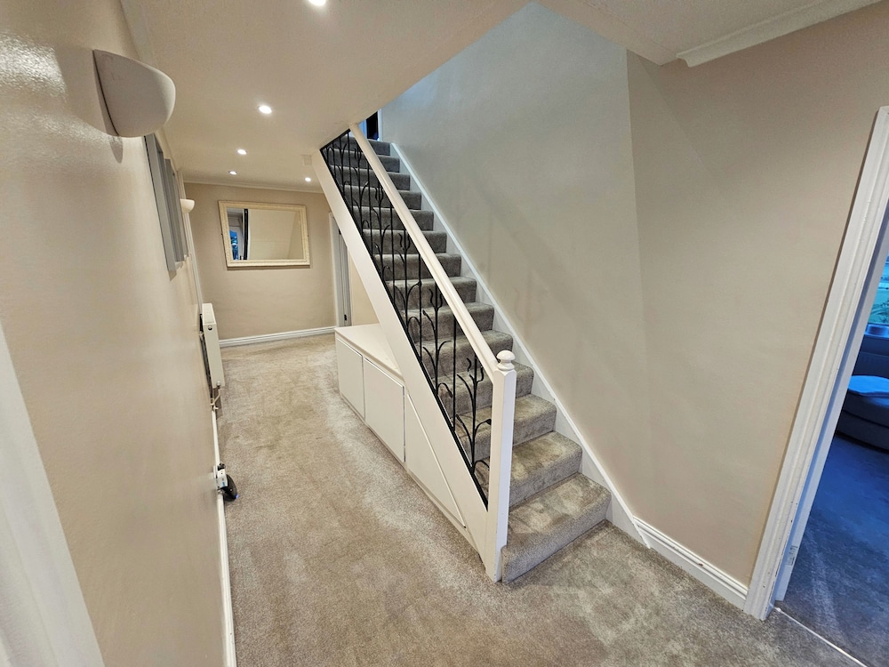 Seaside Escape at Ty Bugail - Holyhead