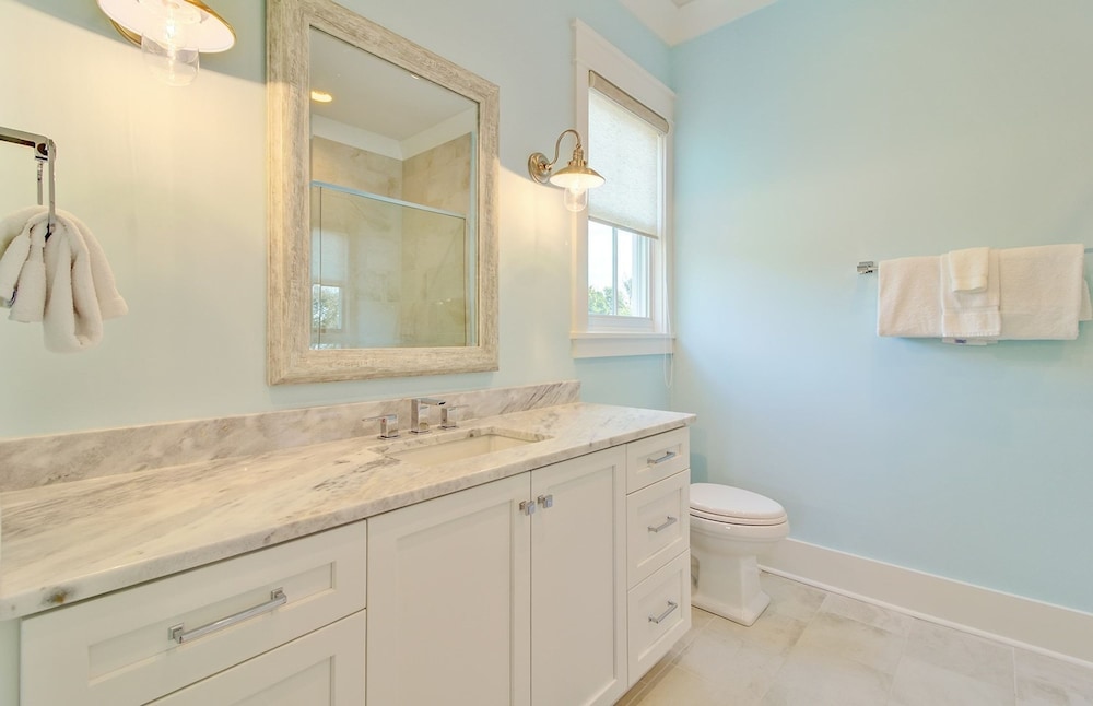 616 Carolina Boulevard by Avantstay Ocean Views From Decks