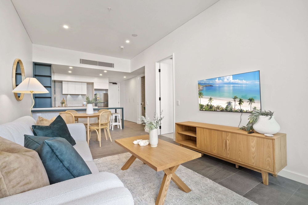 Ground Floor Apartment With Private Courtyard