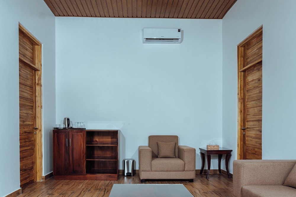 Ayasophia Wildlife Villa