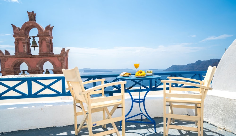 Santorini Paradise