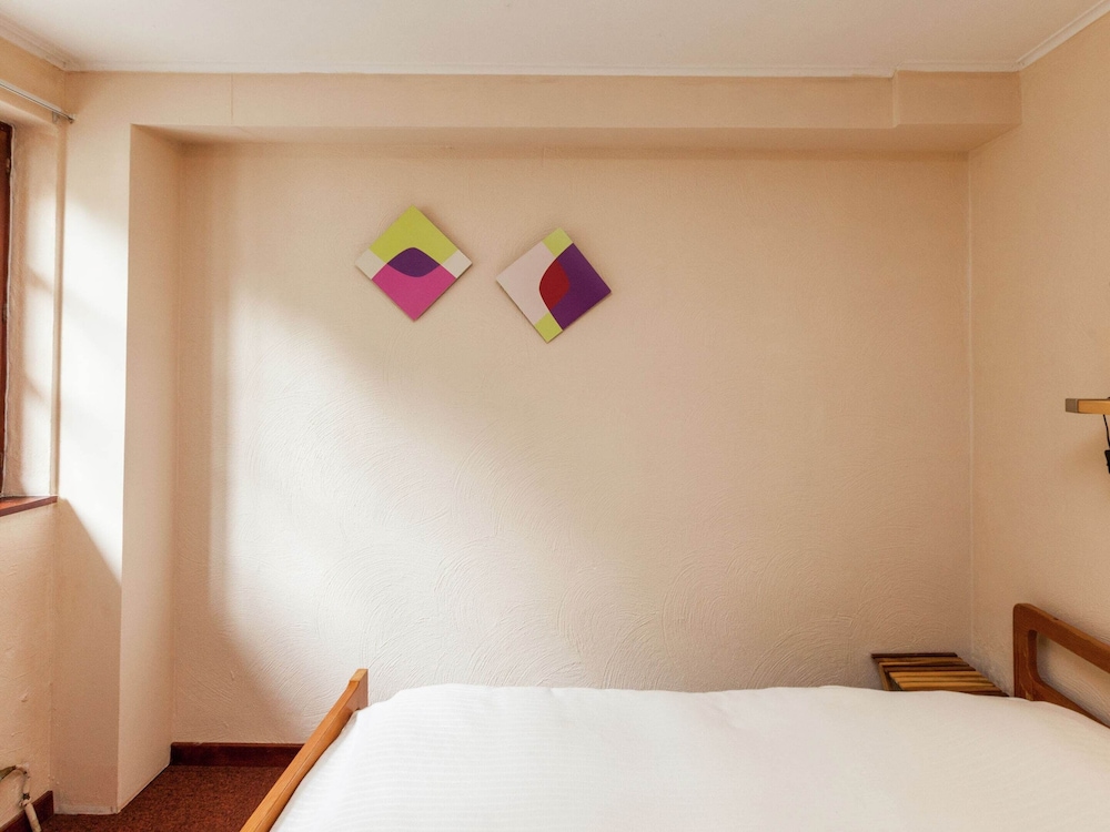 Peaceful Bohon Apartment view 2
