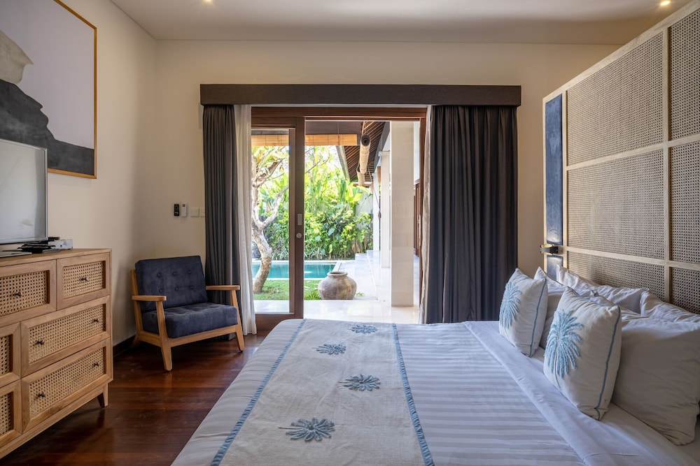 Saba Villa