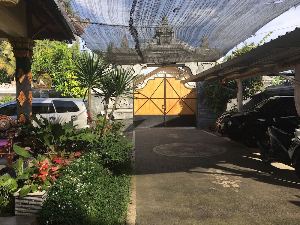Semeton Homestay