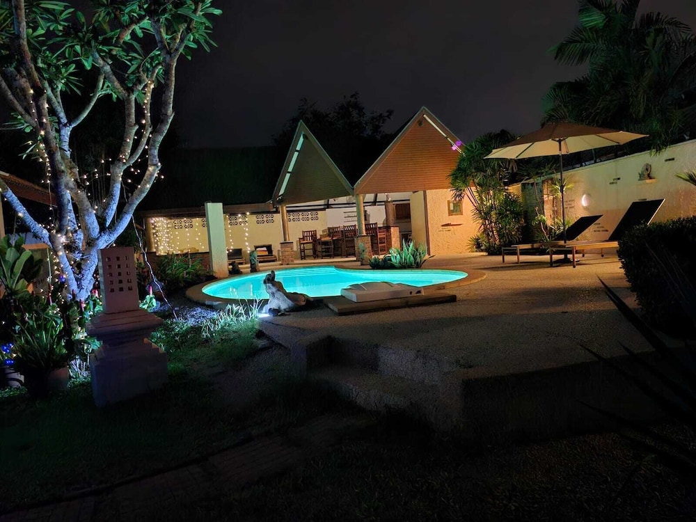 Mooni Sunshine Villa