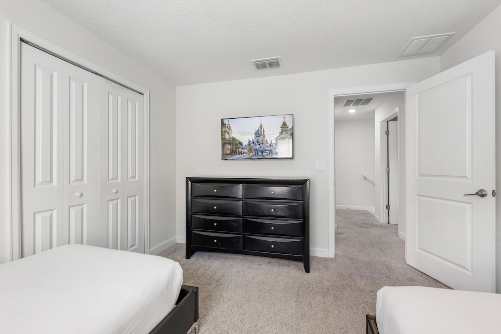 8917 Stinger Drive