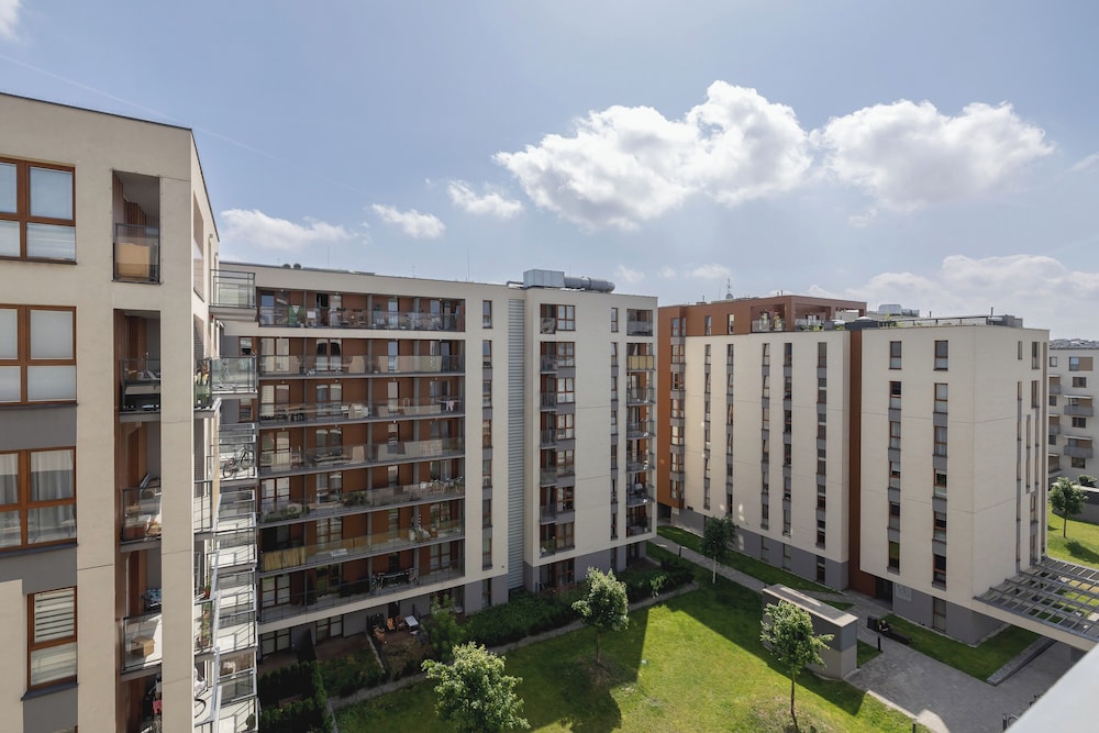 Wrocławska Apartament by Renters view 4