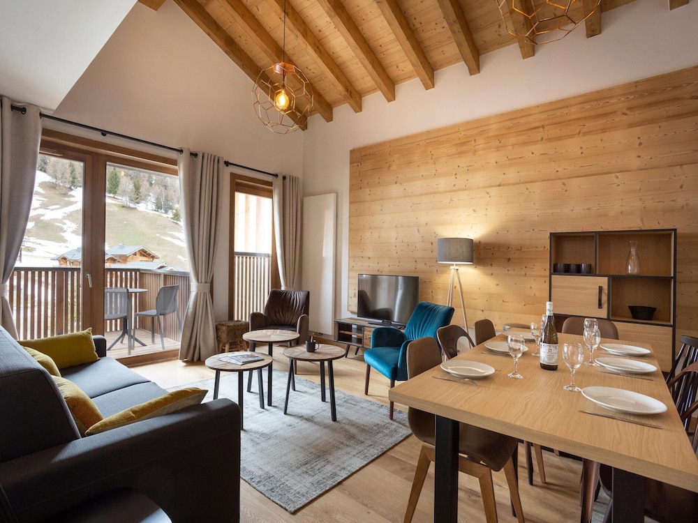 Chalet in Paradiski With Ski-in/ski-out Access