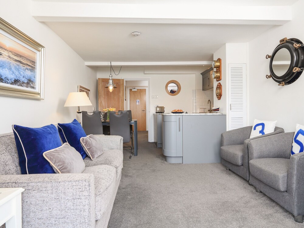 35 The Salcombe view 5