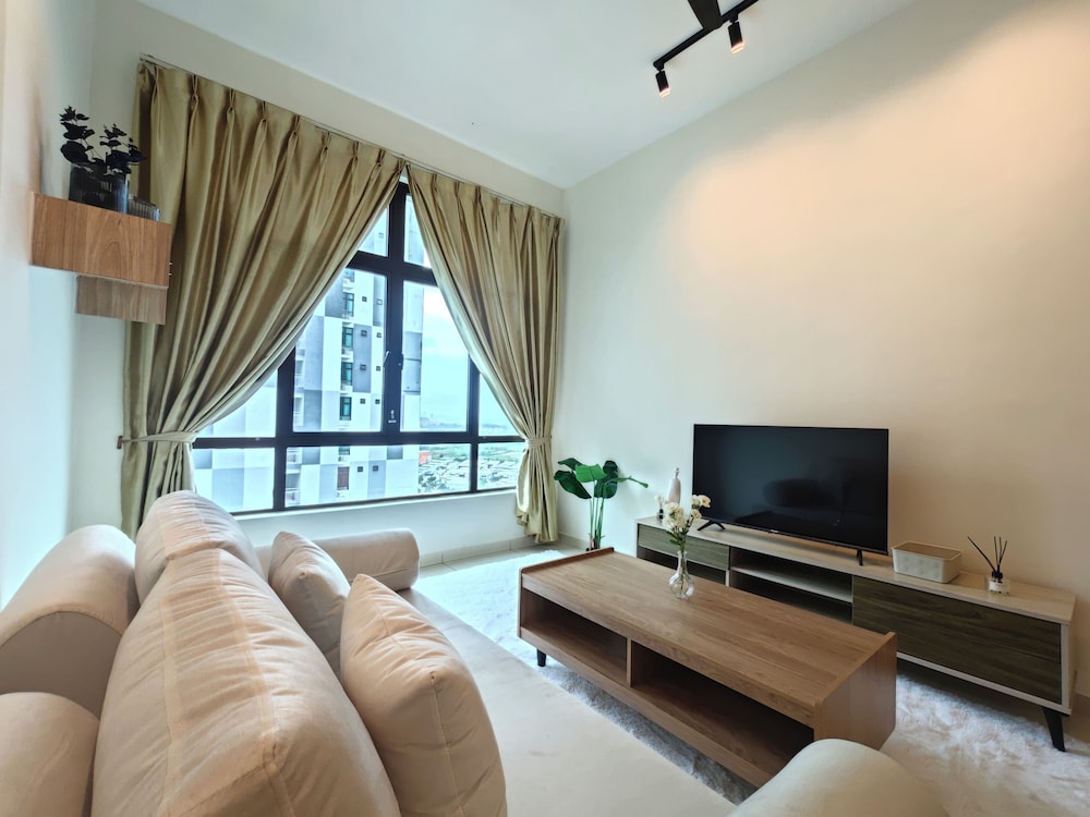 Kempas Dsummit Residences by Antlerzone