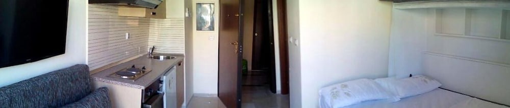 Photo 51