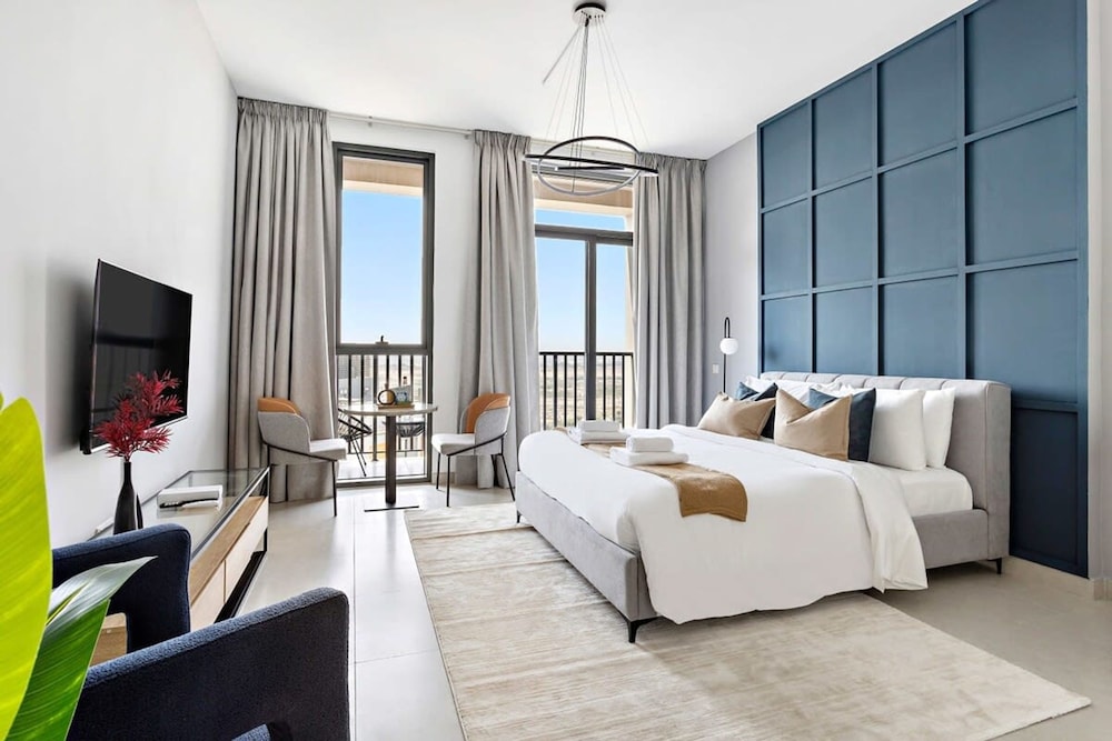 Silkhaus Luxury Studio Near Dubai Sport City