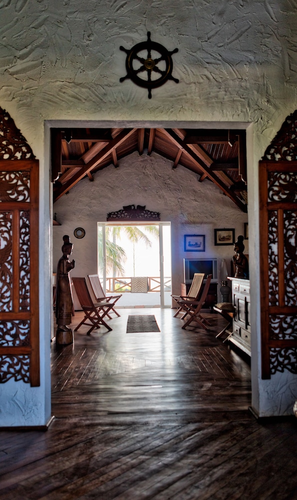 Ocean Beach Villa
