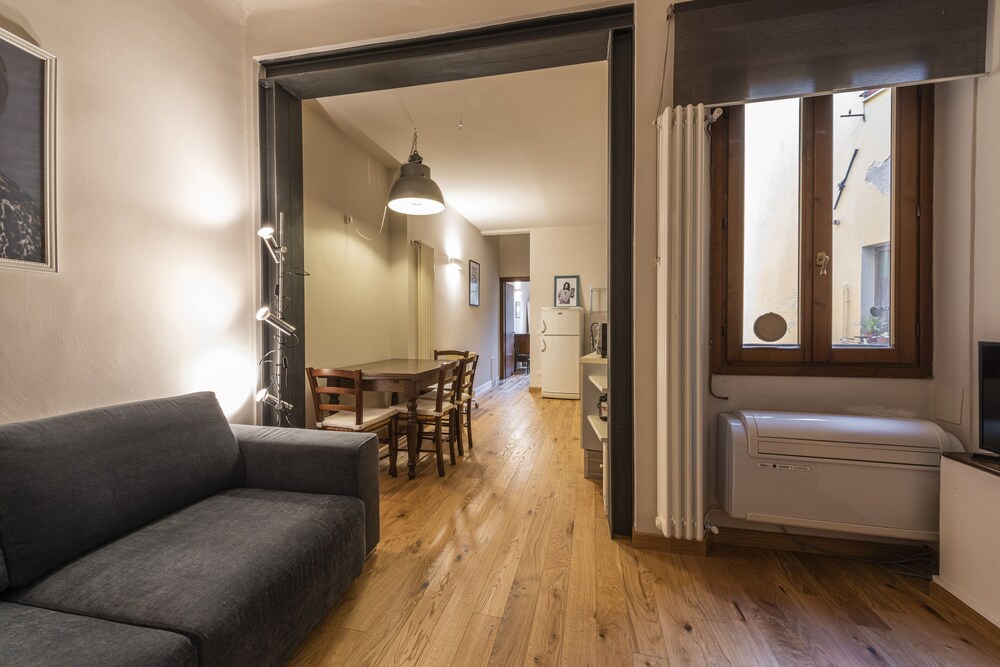 Casa Carolina by Mmega
