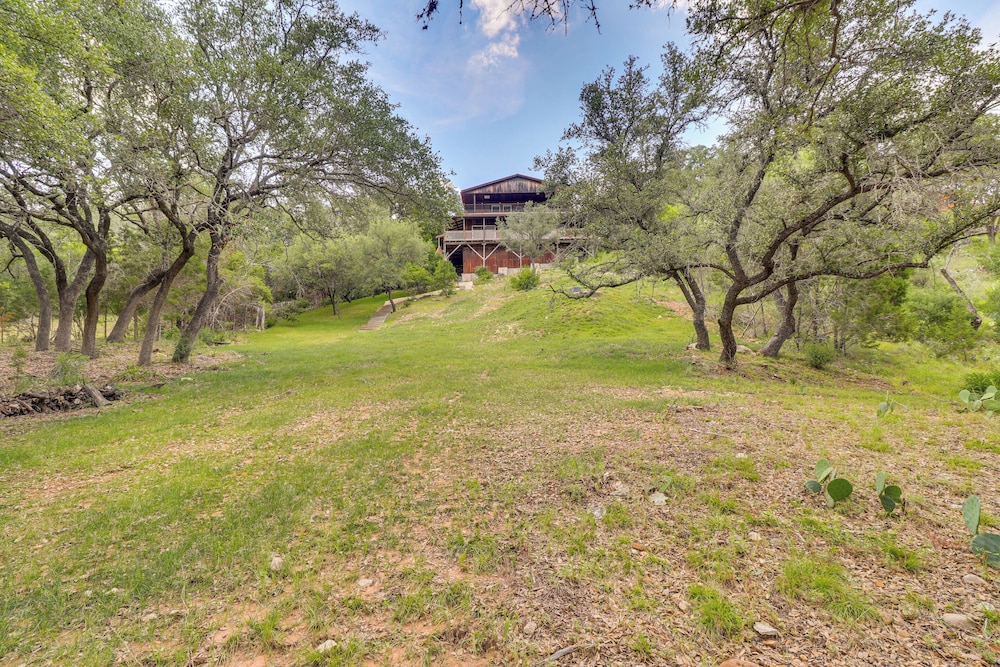 Waterfront Spicewood Home: Deck, Fire Pit Grill - Property Image 87