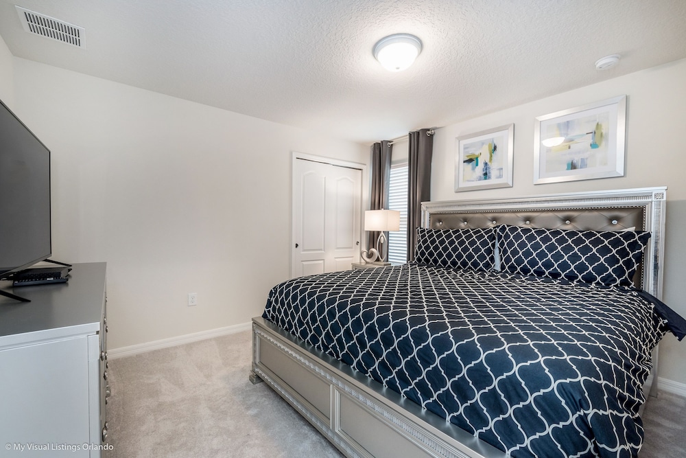 NEW DEC 2018! Solterra 6bd/4ba Pool Home #6st452 - Image 3