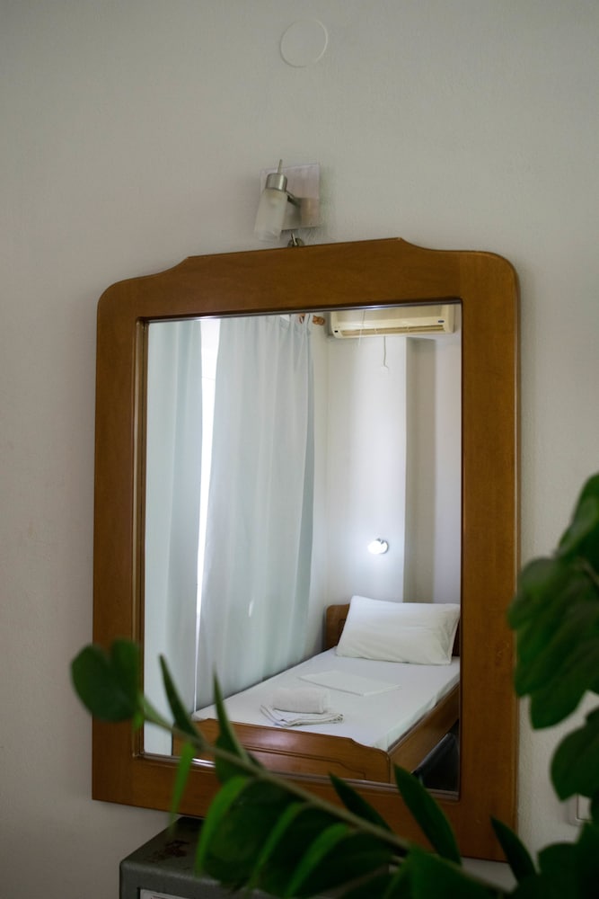Greta Apartments