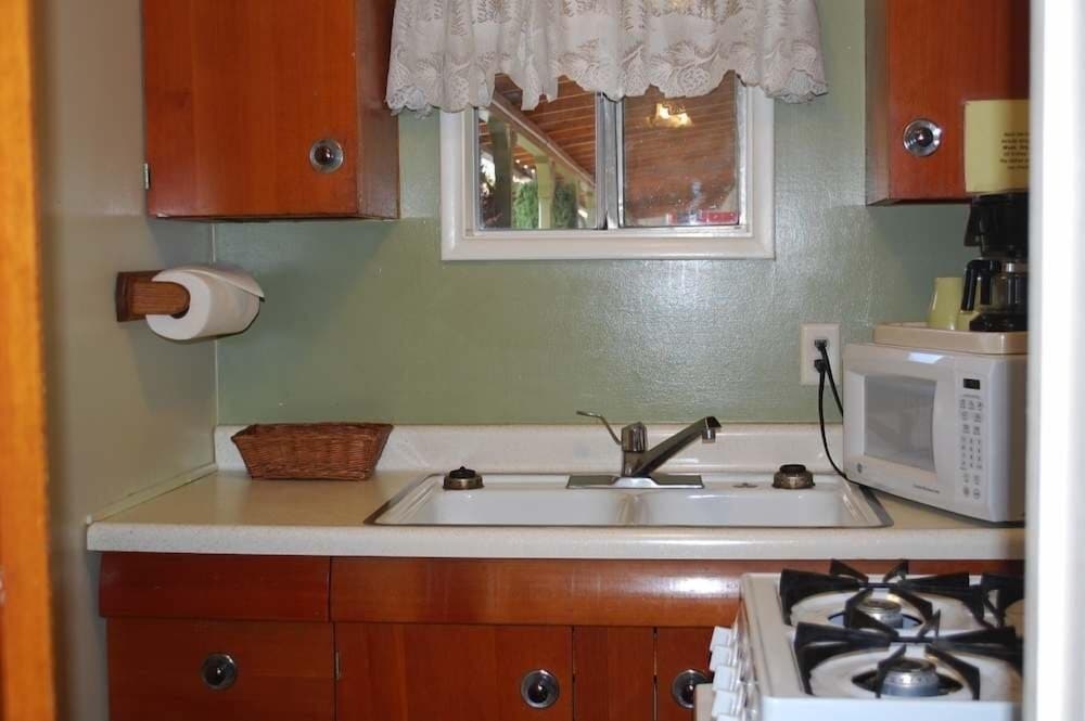 Bishop Vacations - El Rancho Motel - Property Image 66