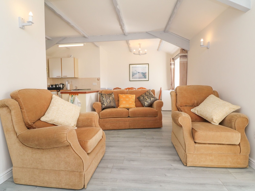 Holsworthy Vacations - The Cottage - Property Image 7