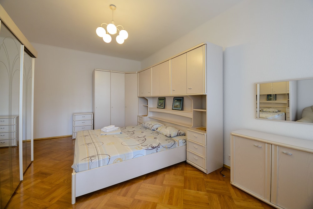 Kiev Accommodation Hotel Service