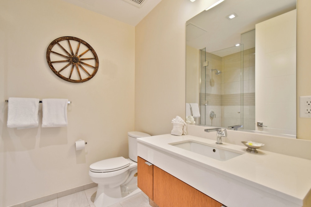 Ski-in out Dream Location With Unparalleled Access Views Amenities Pool Hot Tubs Fitness Center