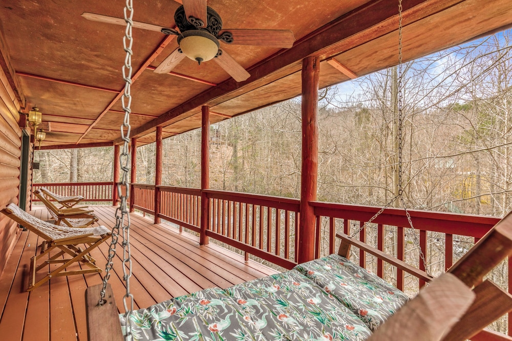 Hickory Hollow Hideaway