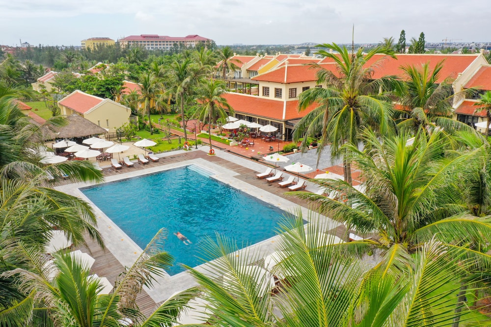 Victoria Hoi An Beach Resort & Spa