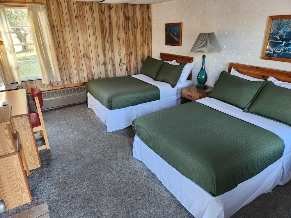 Cool City Motel