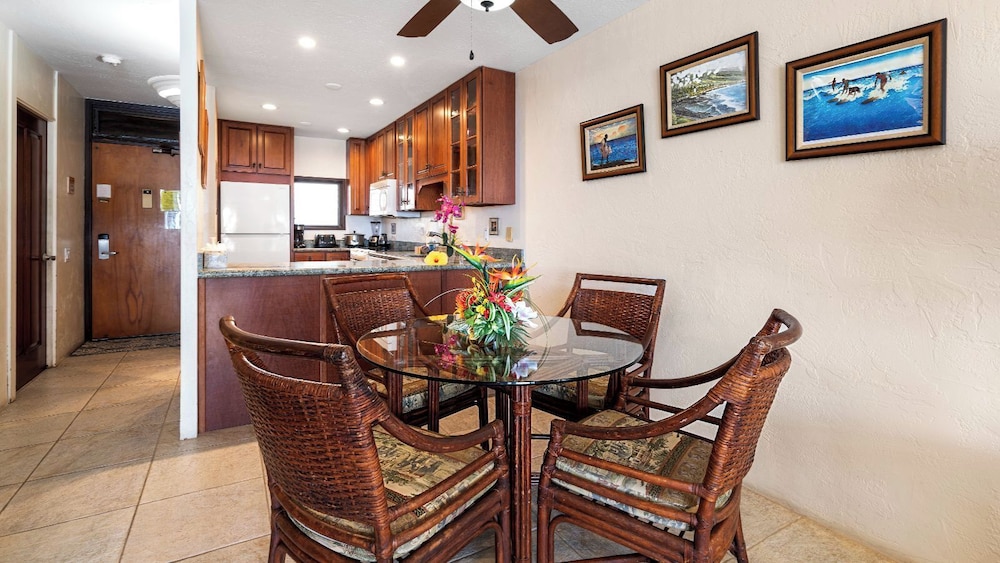 Direct Ocean Front - Close to Town - AC - Upper Floor- Vrkcv