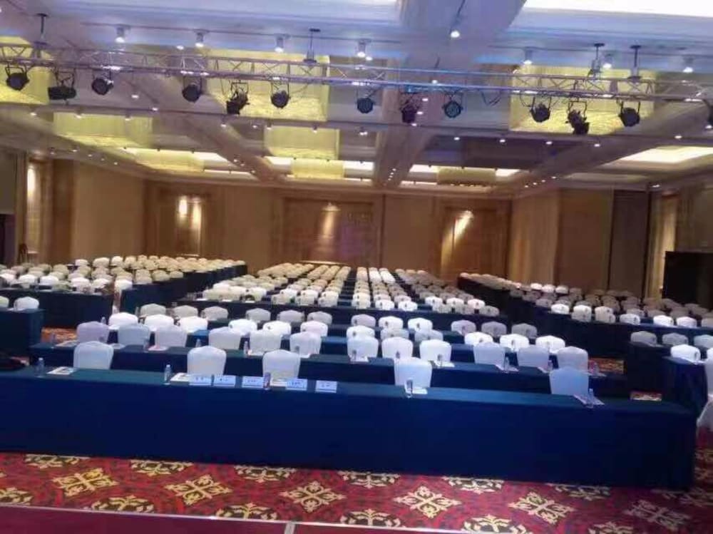 Jinan Luxury Blue Horizon Hotel