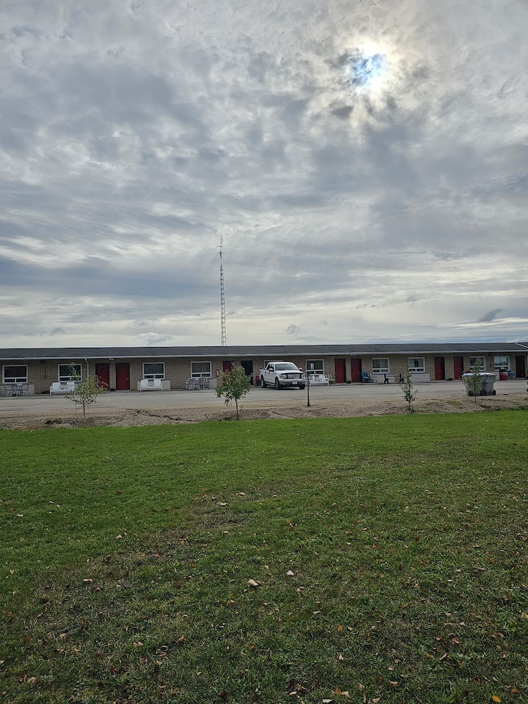 Wingham Motel