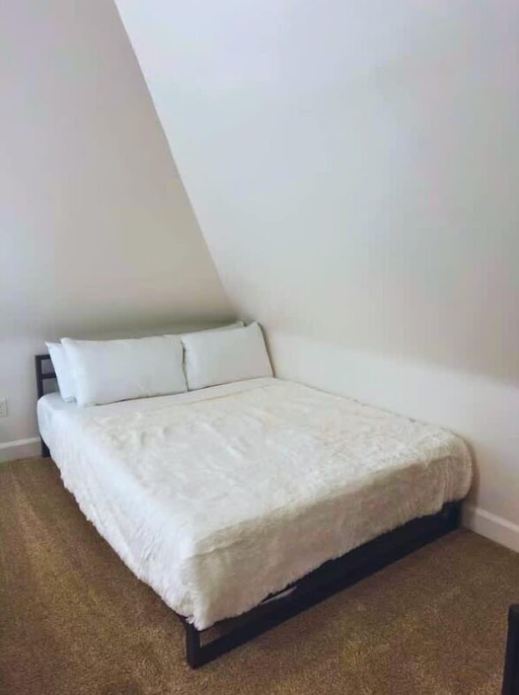 Jungle House Boutique Residences – Downtown Columbus & Short North