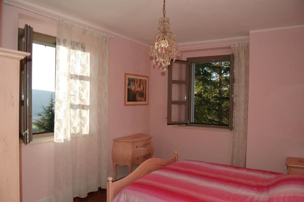 Photo 49