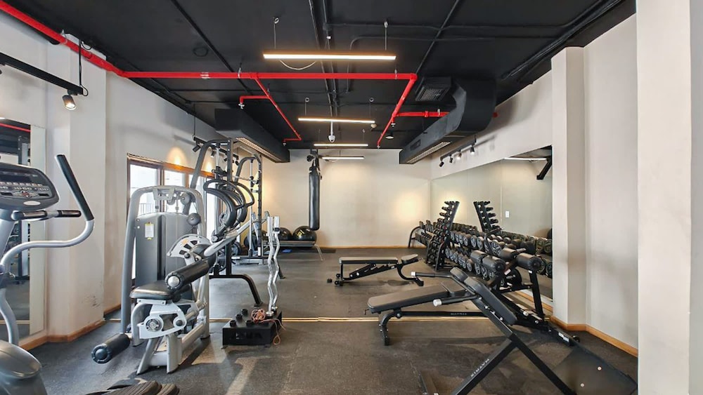 Extravagant Studio Stay for 2 in JVC
