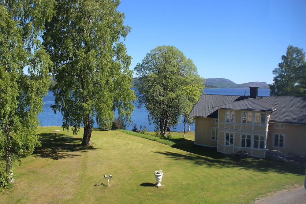 Salsåker Herrgård