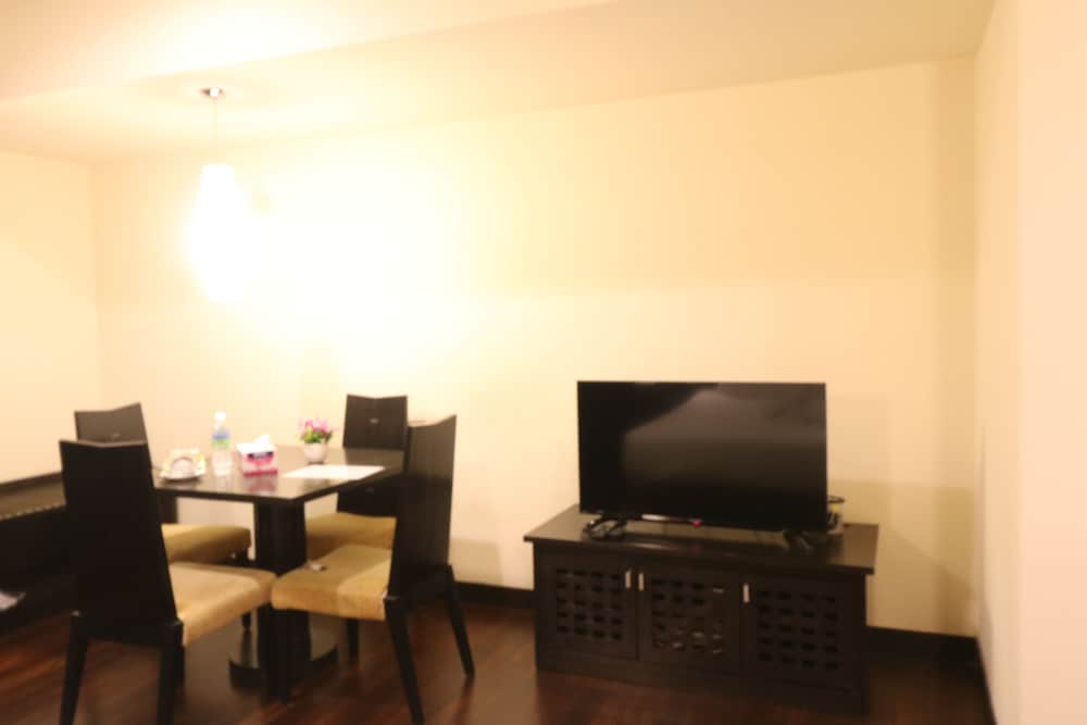Raintree Resort suites at Bandar Sunway